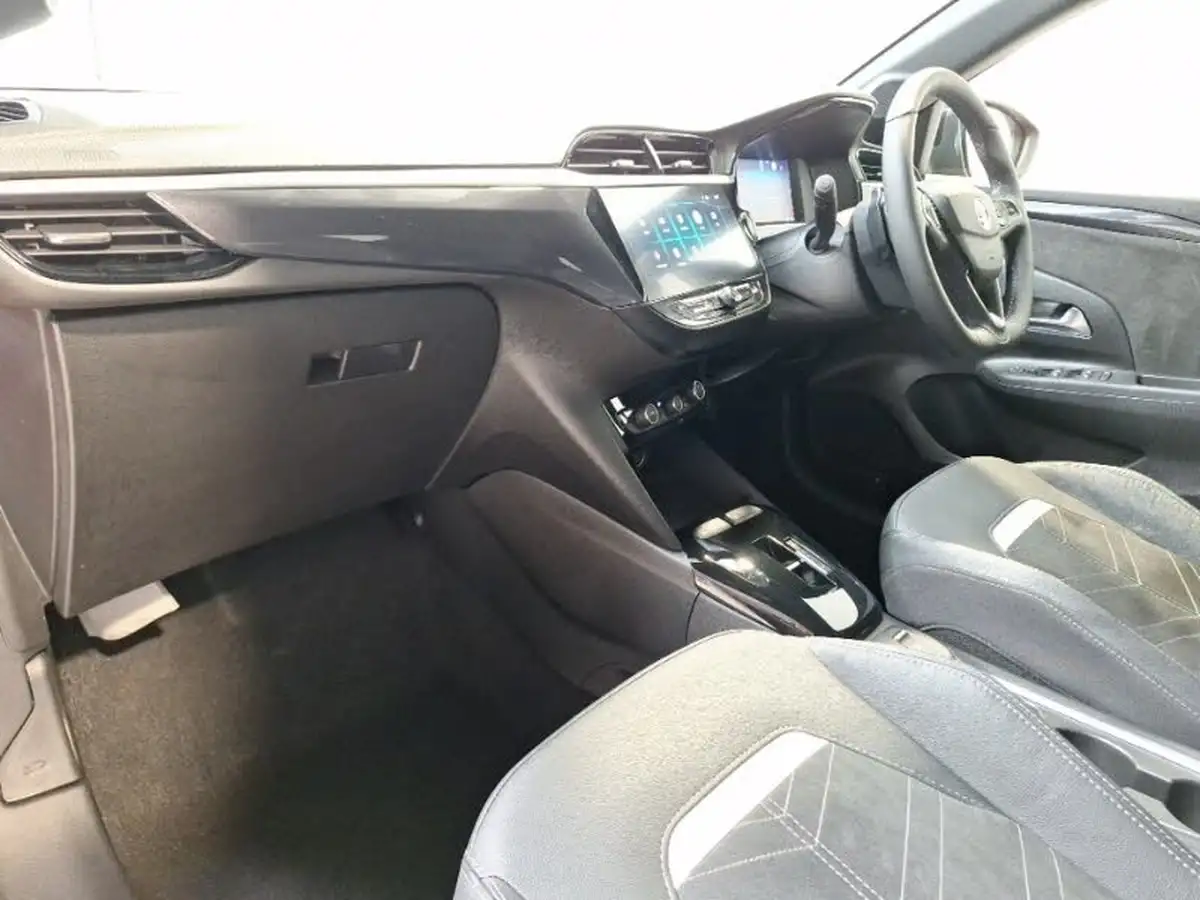 2024-vauxhall-corsa-12-turbo-ultimate-130ps-auto-big-4