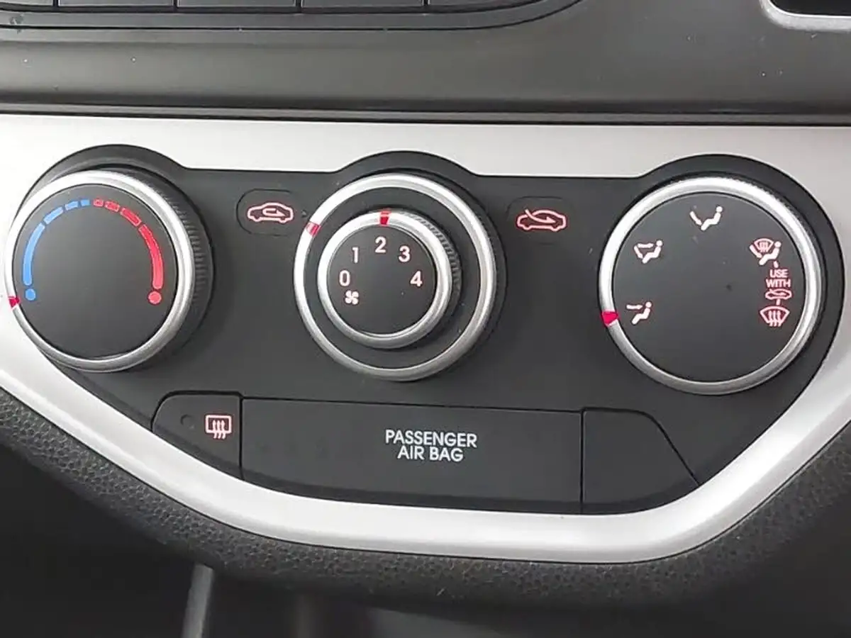 2014-kia-picanto-10-picanto-1-5d-big-15