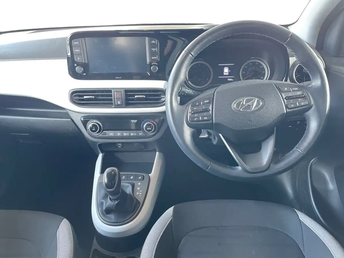 2022-hyundai-i10-10-premium-auto-big-12