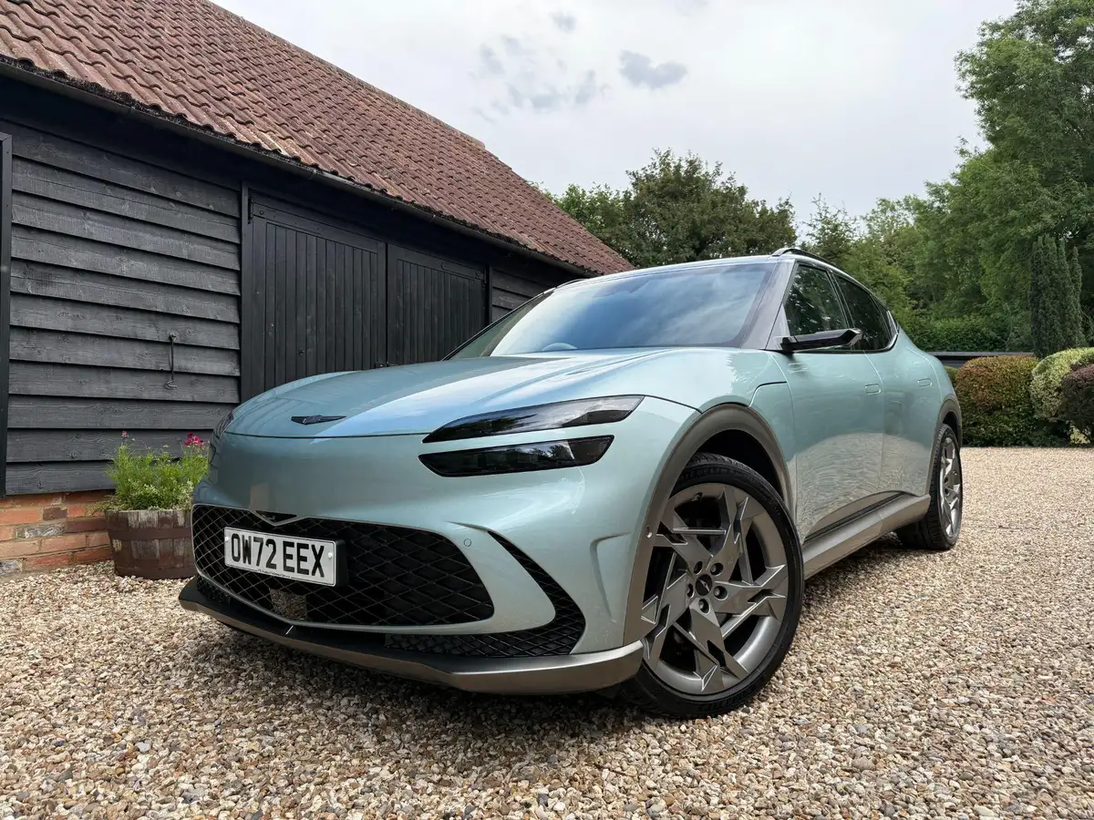 2022-genesis-gv60-e-sport-plus-big-51