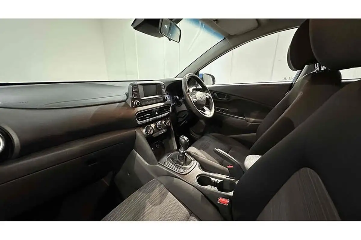 2018-hyundai-kona-10-t-gdi-s-big-21