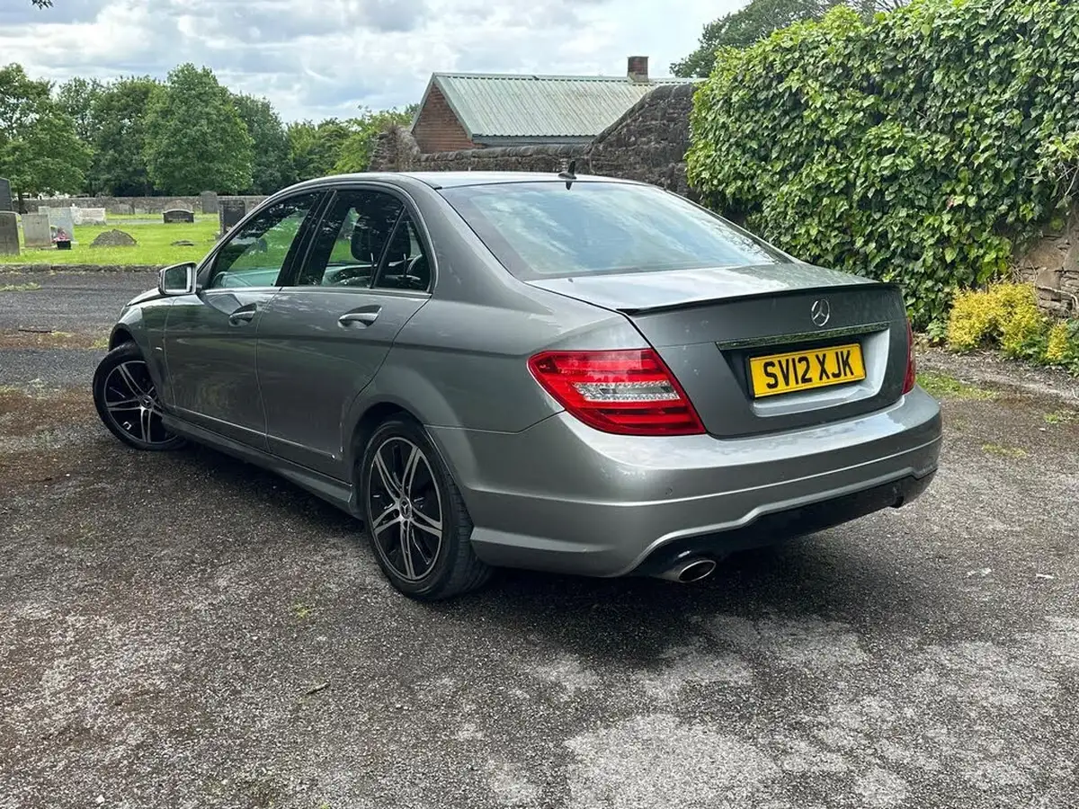 2012-mercedes-benz-c-class-21td-c220-cdi-sport-saloon-4d-7g-tronic-big-47