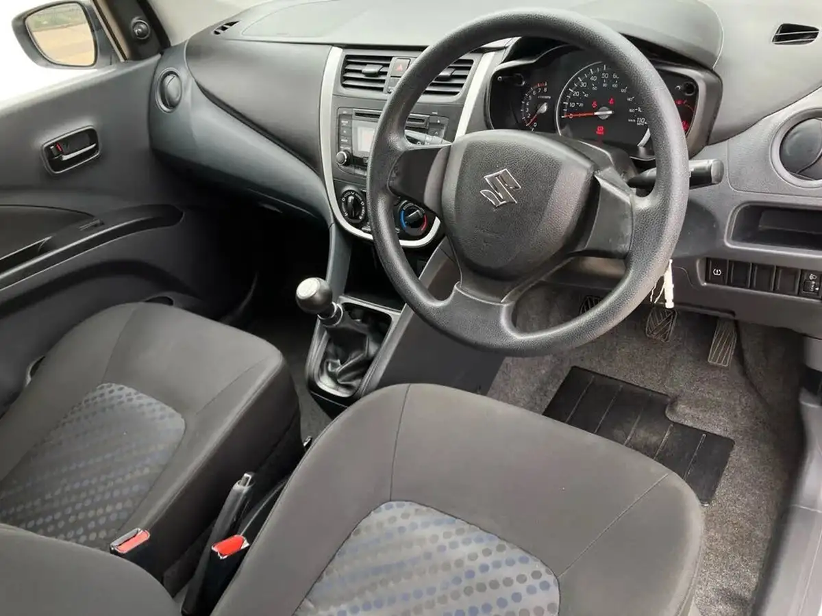 2018-suzuki-celerio-10-sz2-big-8