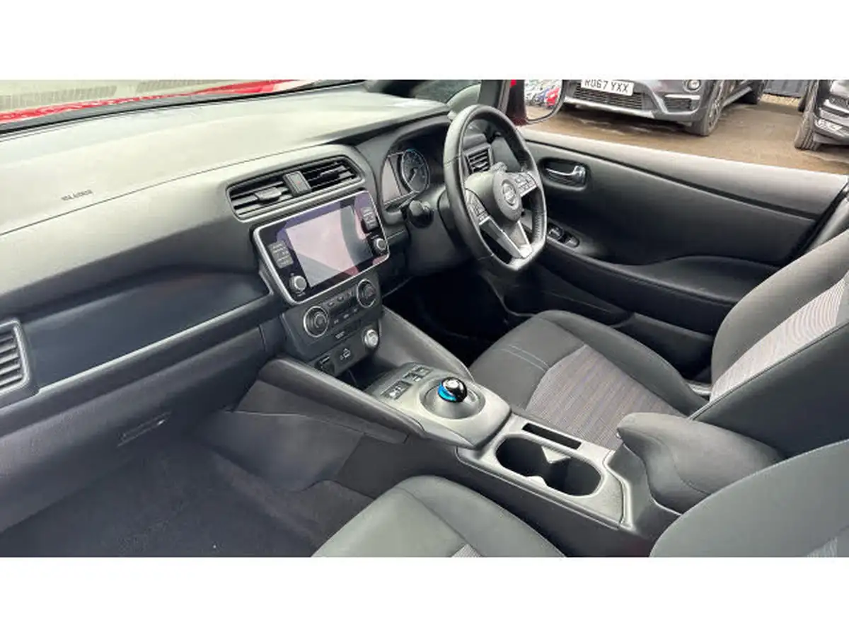 2022-nissan-leaf-e-acenta-big-8