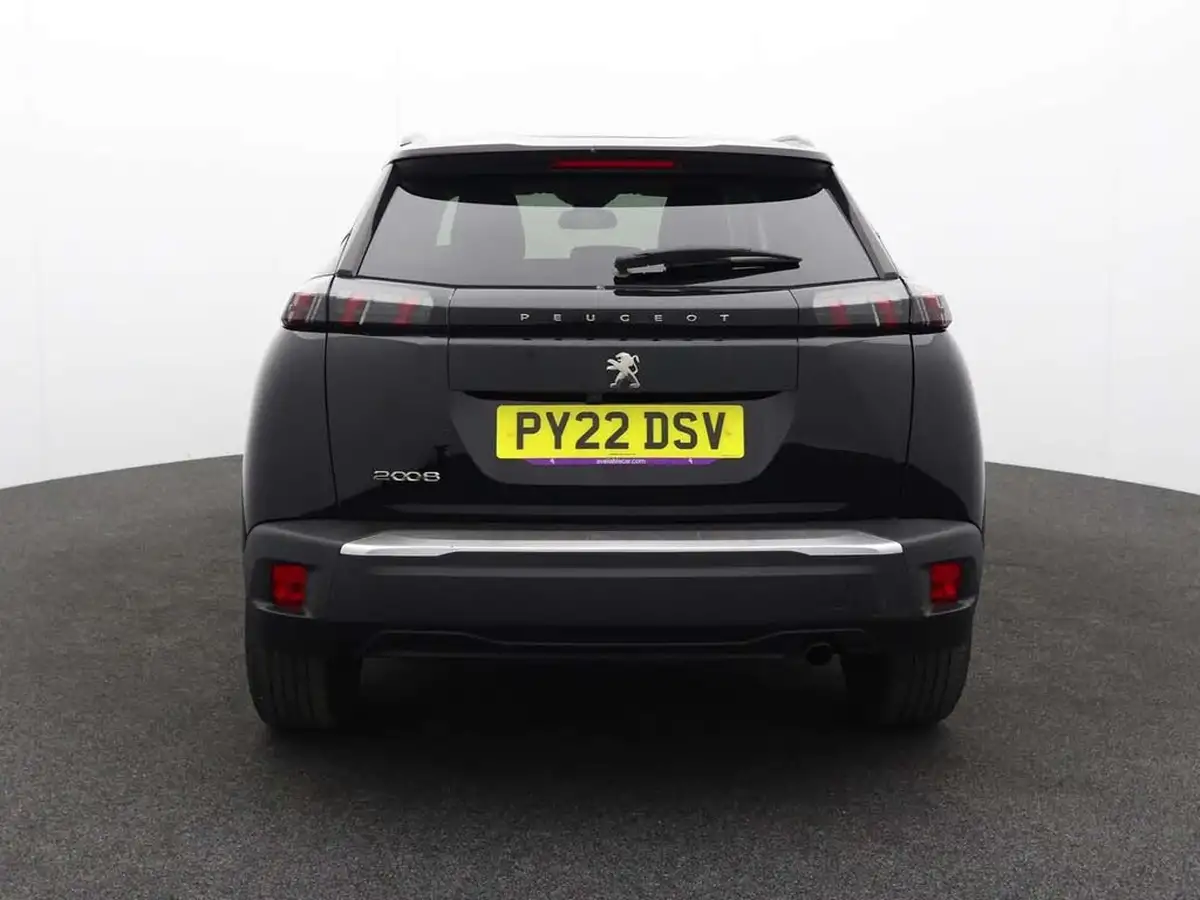 2022-peugeot-2008-suv-12-puretech-allure-premium-100bhp-big-3