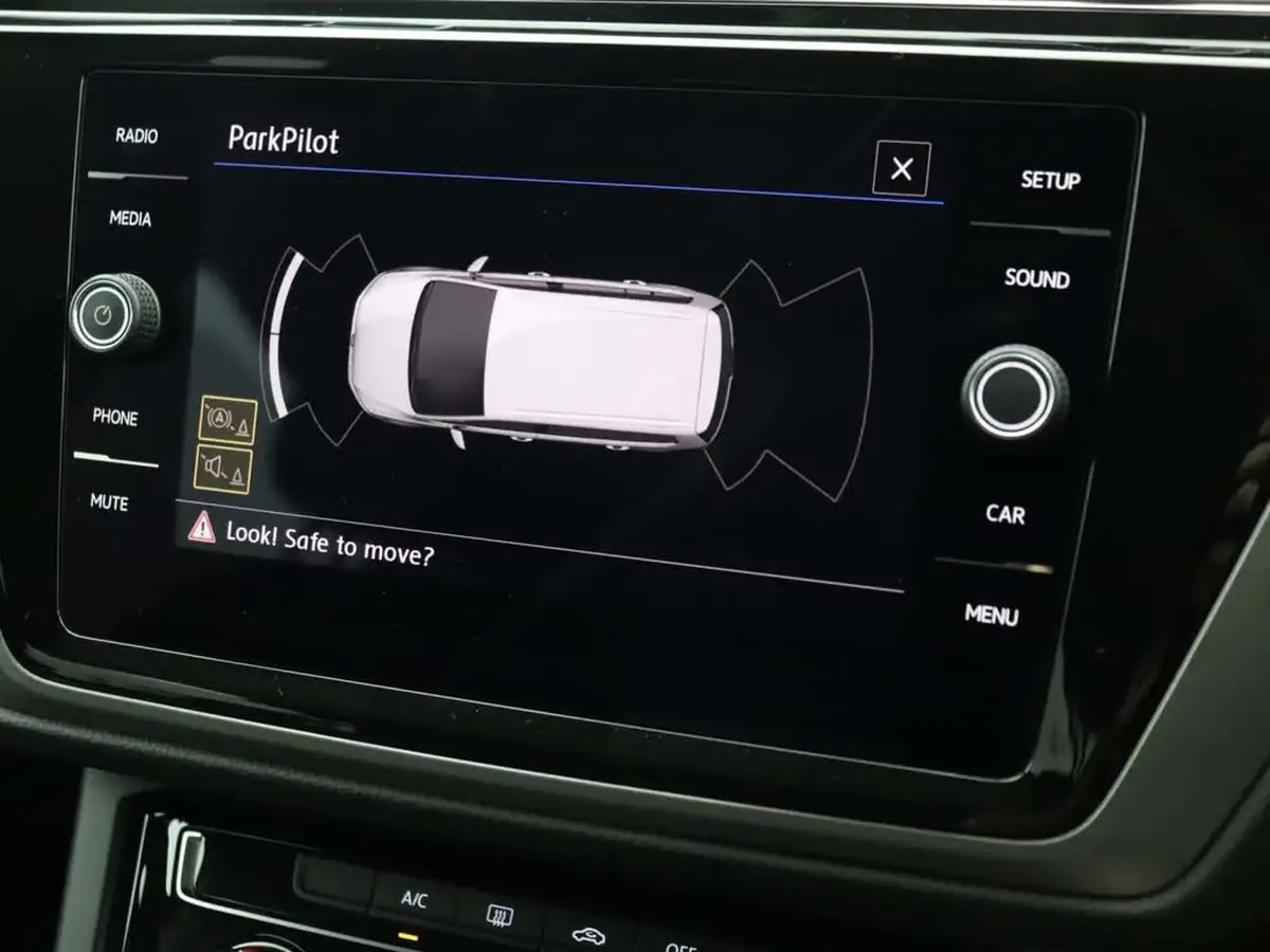2020-volkswagen-touran-15-tsi-se-dsg-big-34