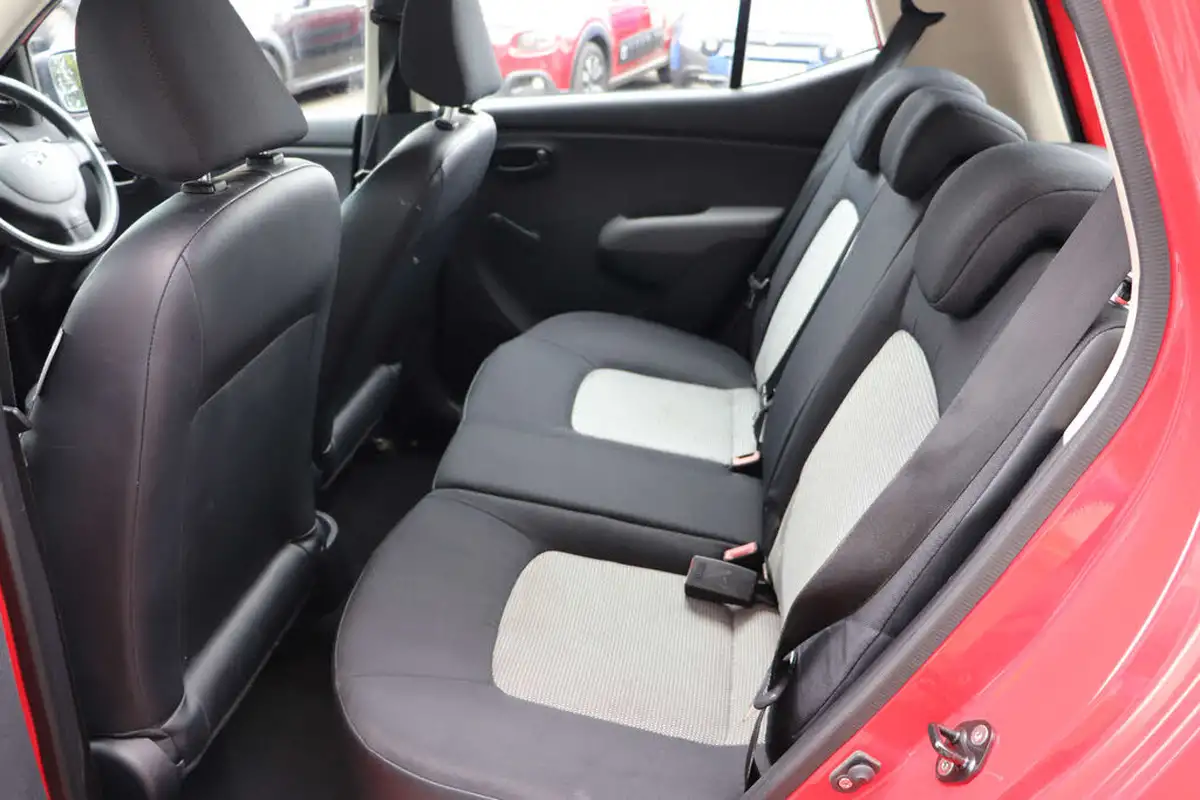 2009-hyundai-i10-12-classic-big-20