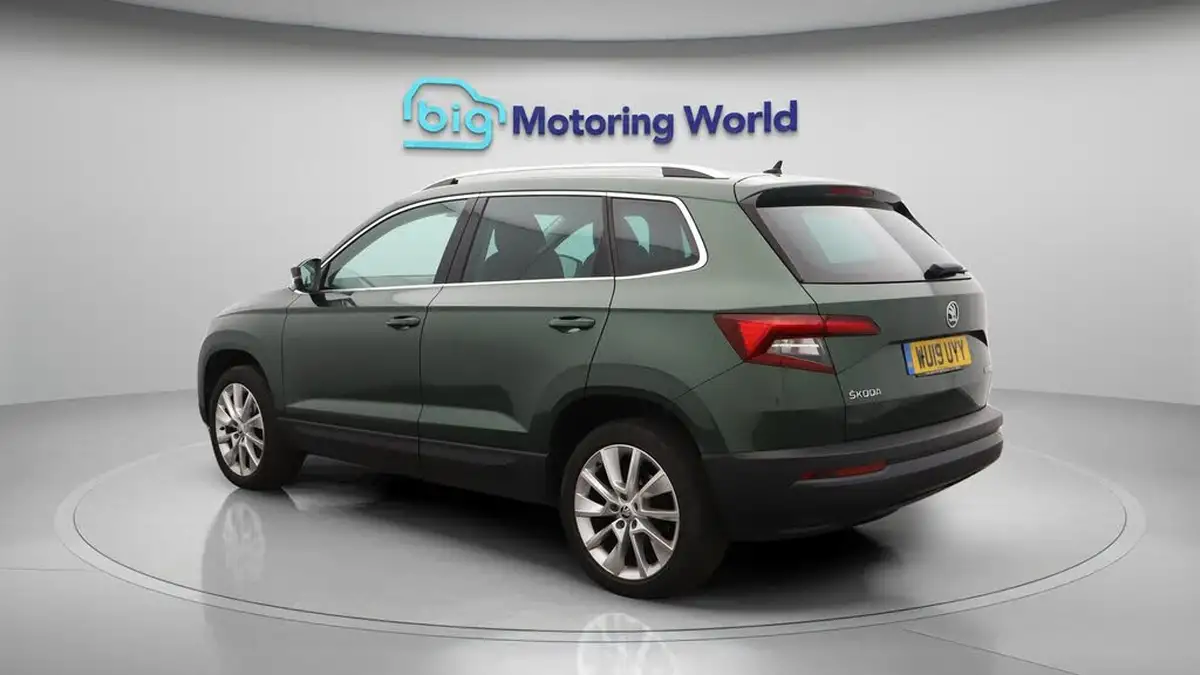 2019-skoda-karoq-15-tsi-se-l-dsg-big-5