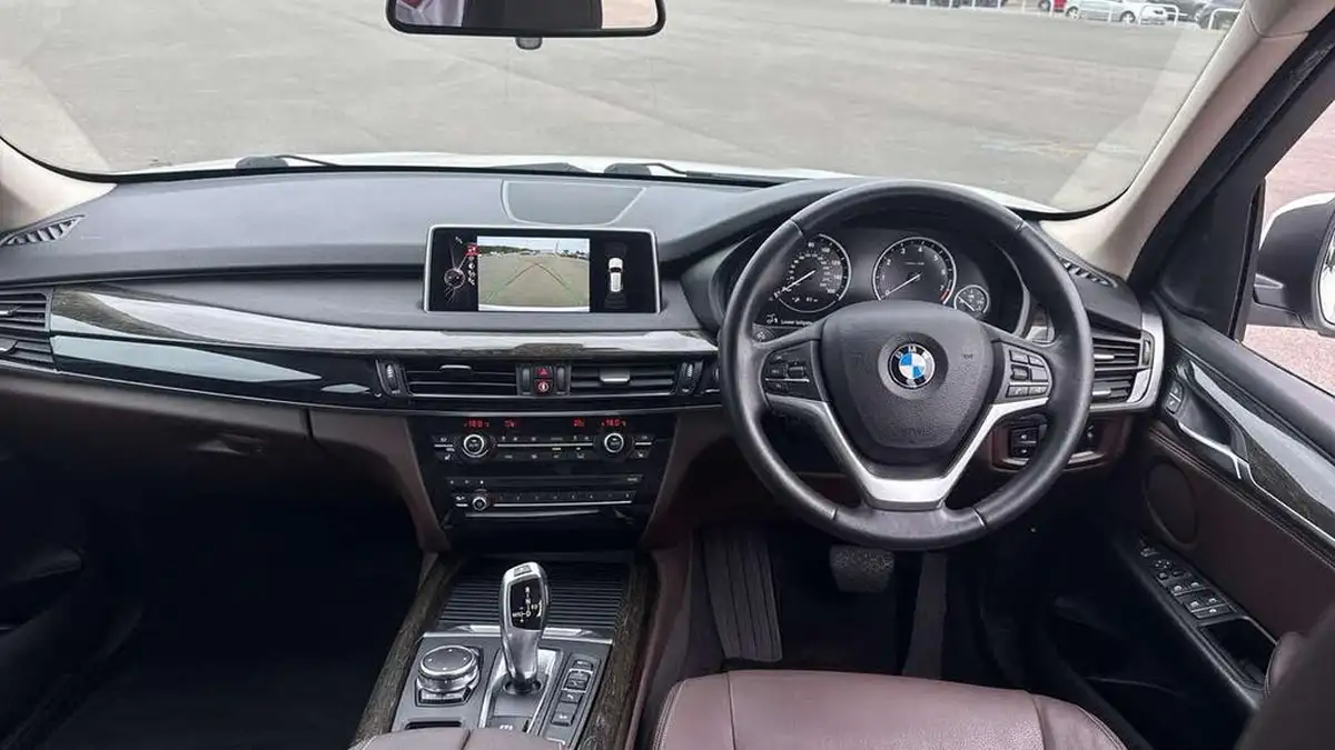 2016-bmw-x5-20-xdrive40e-se-big-4