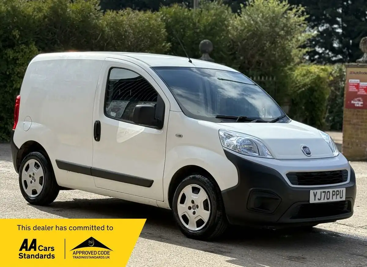 2019-fiat-fiorino-13td-cargo-tecnico-multijet-80-eu6b-big-0