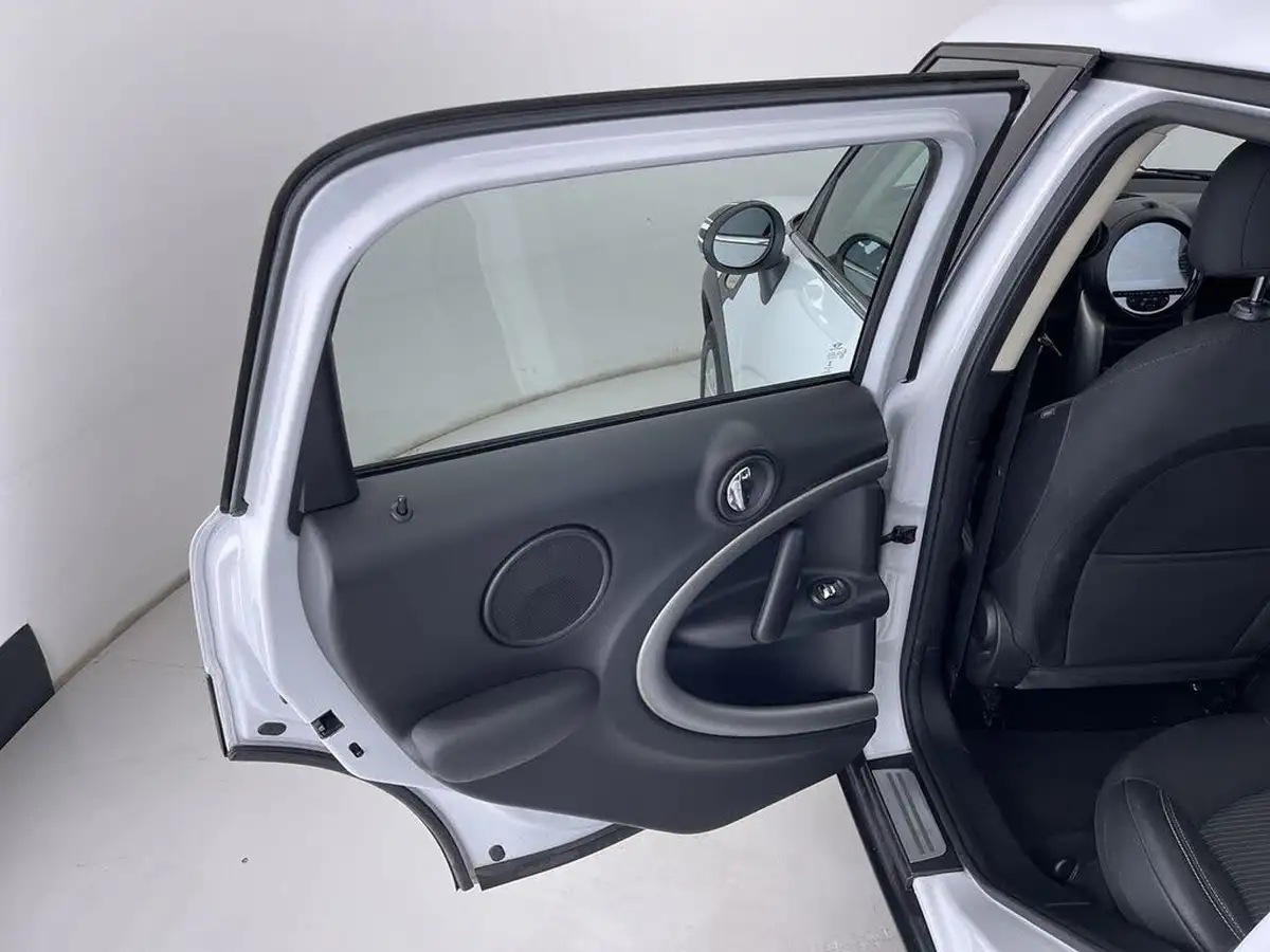 2015-mini-countryman-16-one-big-27