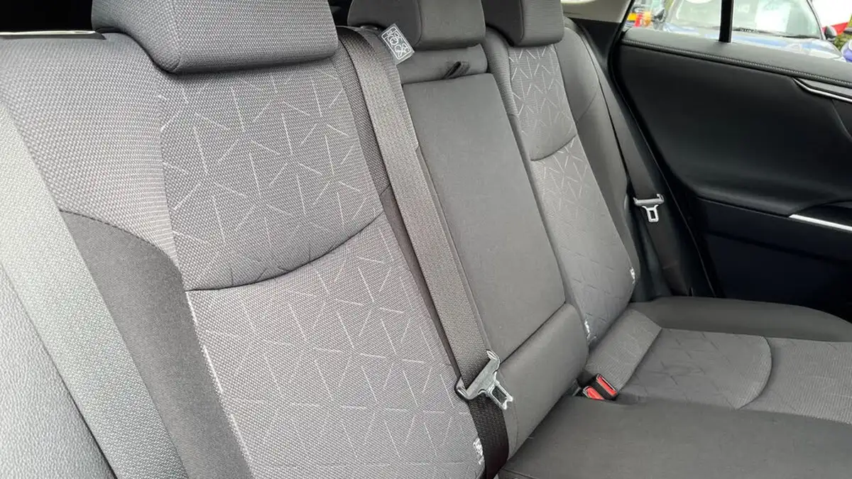 2021-toyota-rav4-25-vvt-i-design-215bhp-big-11