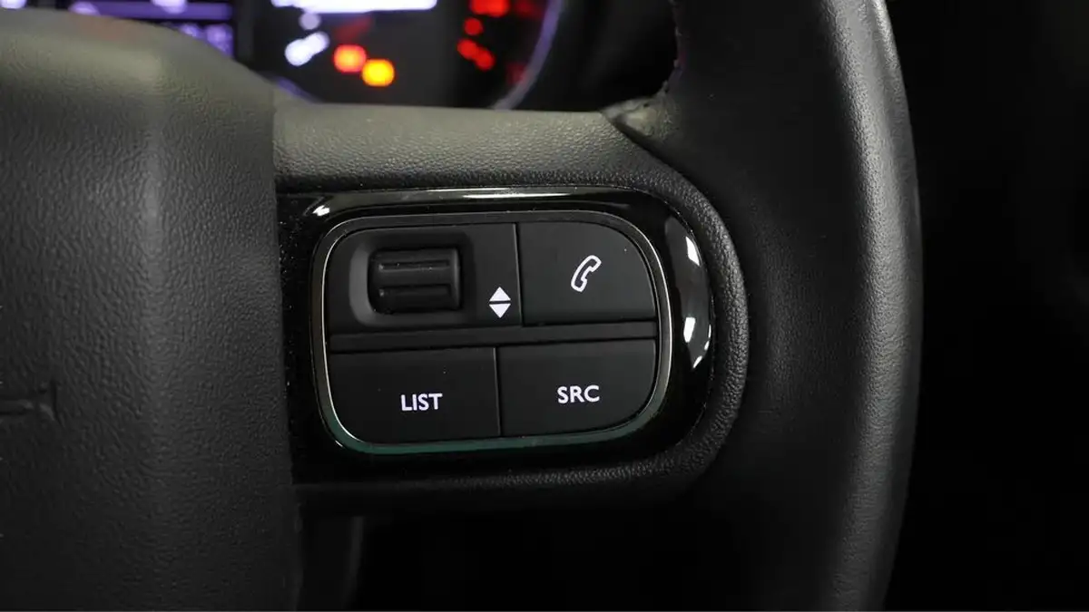 2022-citroen-c3-aircross-12-puretech-shine-plus-110ps-big-23