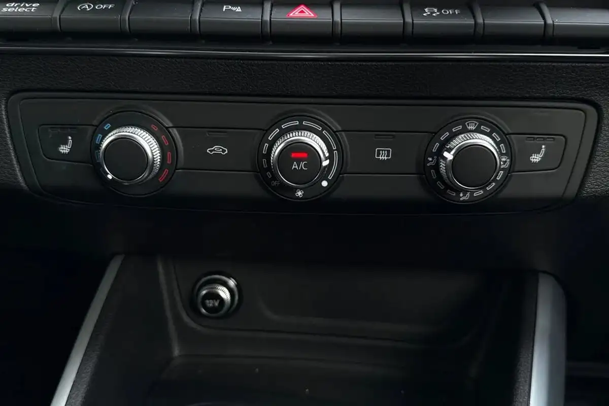 2024-audi-q2-15-35-tfsi-black-edition-s-tronic-big-21