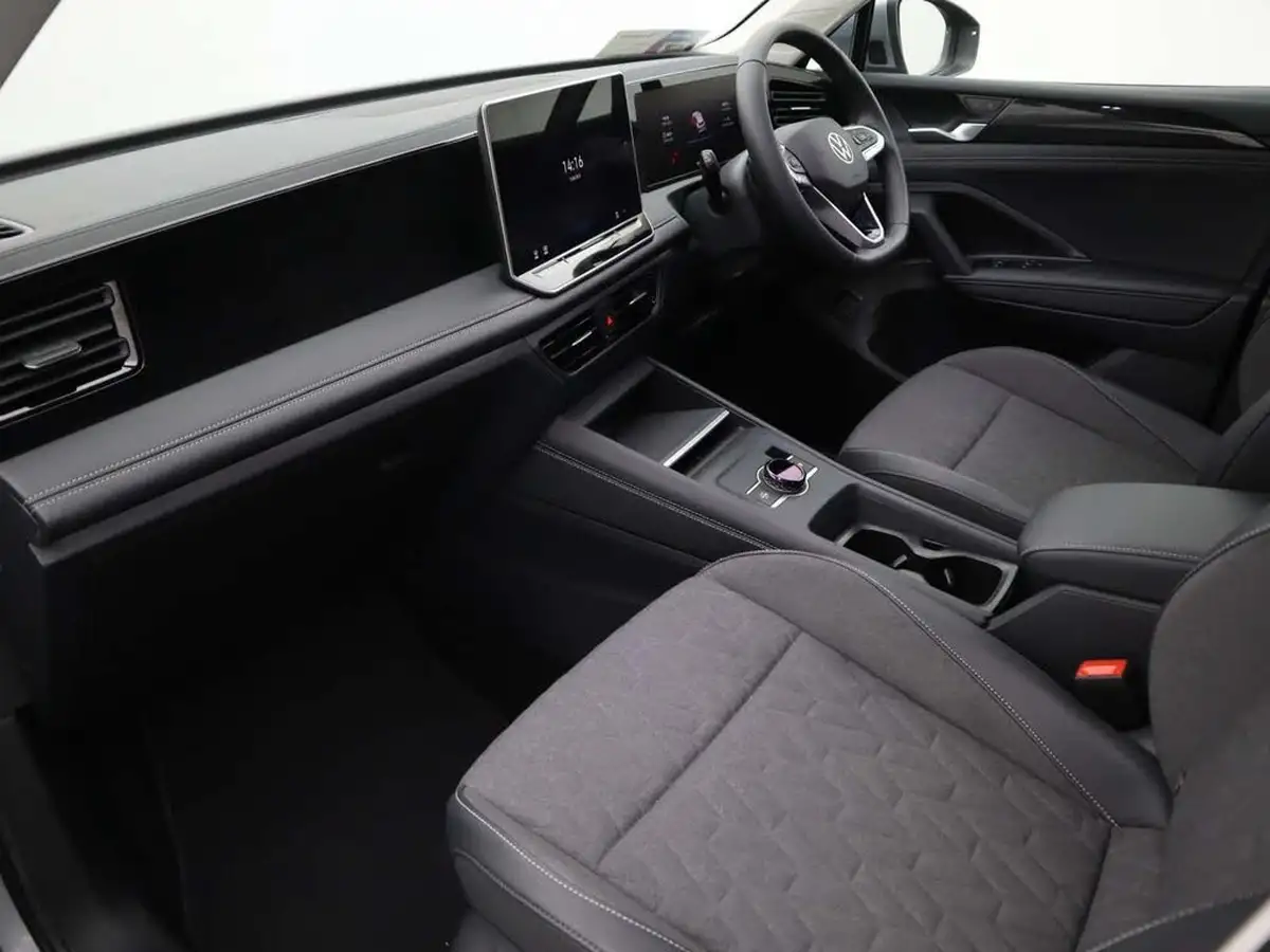 2024-volkswagen-tiguan-15-tsi-match-big-14