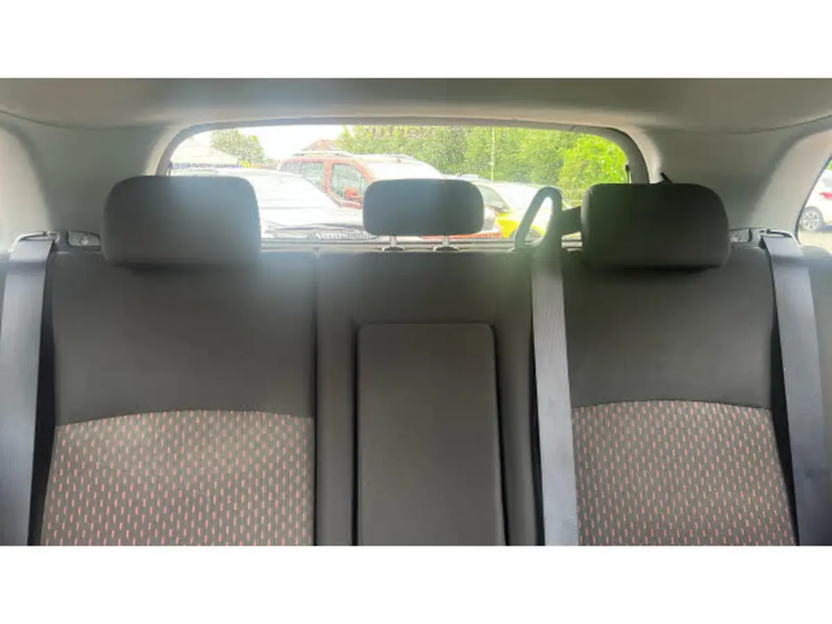 2017-mitsubishi-asx-16-3-big-14