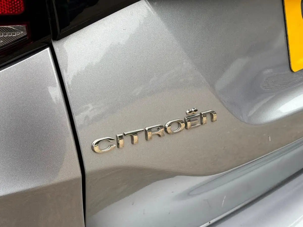 2022-citroen-c4-12-puretech-shine-130ps-big-50