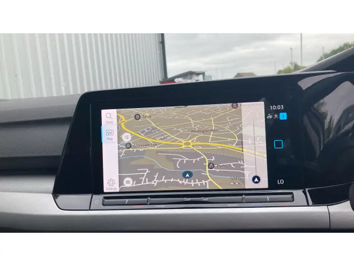 2021-volkswagen-golf-15-tsi-life-150ps-hatchback-big-25