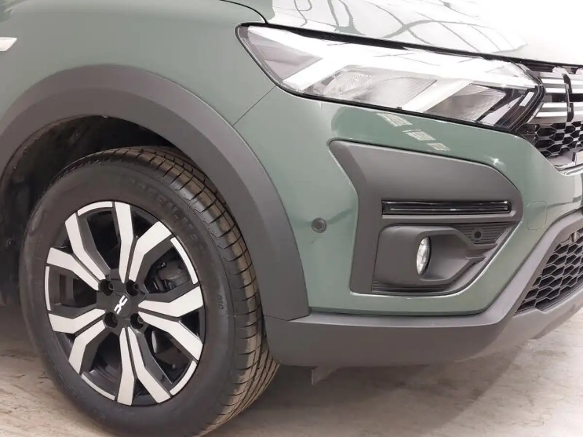 2023-dacia-sandero-stepway-10-tce-journey-100bhp-bi-fuel-big-8