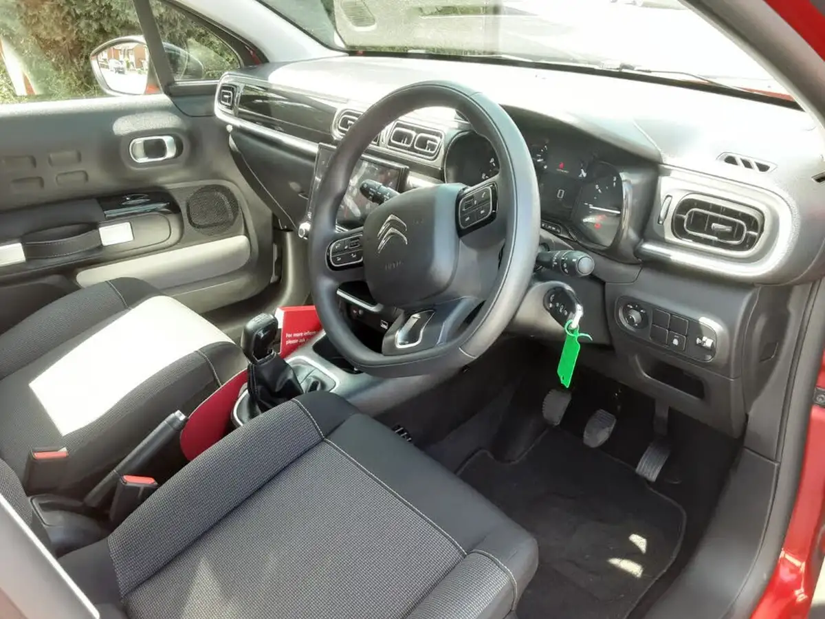 2024-citroen-c3-12-puretech-plus-83ps-big-4