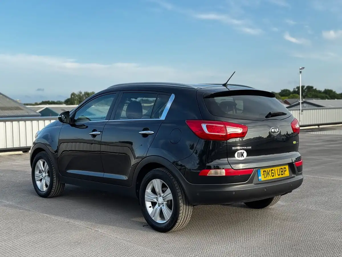 2011-kia-sportage-17td-2-big-7