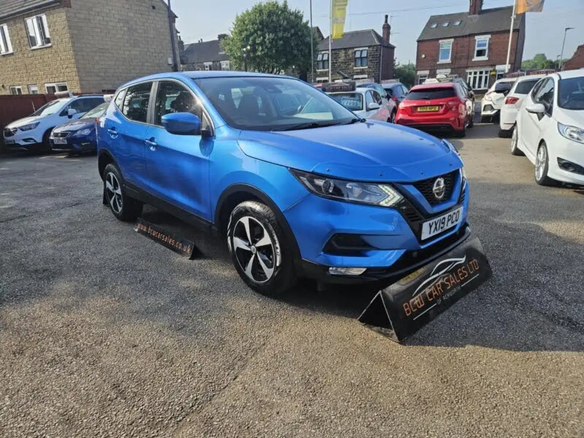 2019-nissan-qashqai-15dci-acenta-premium-17in-alloys-dct-big-1
