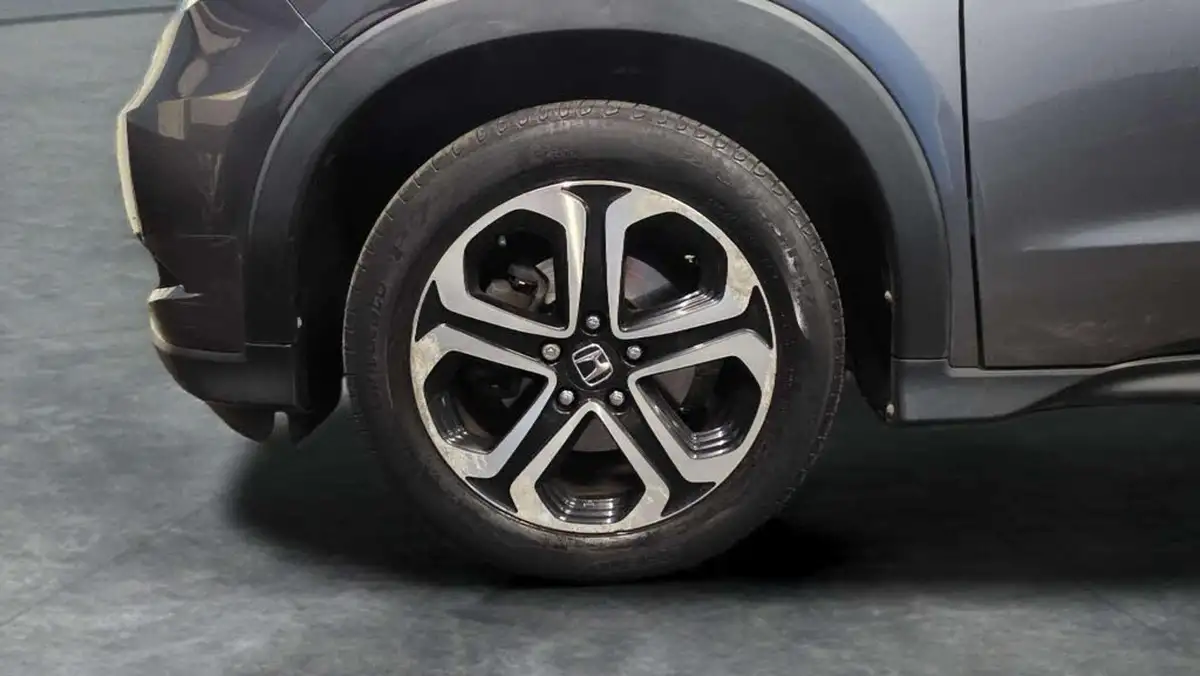 2016-honda-hr-v-15-i-vtec-se-navi-big-10