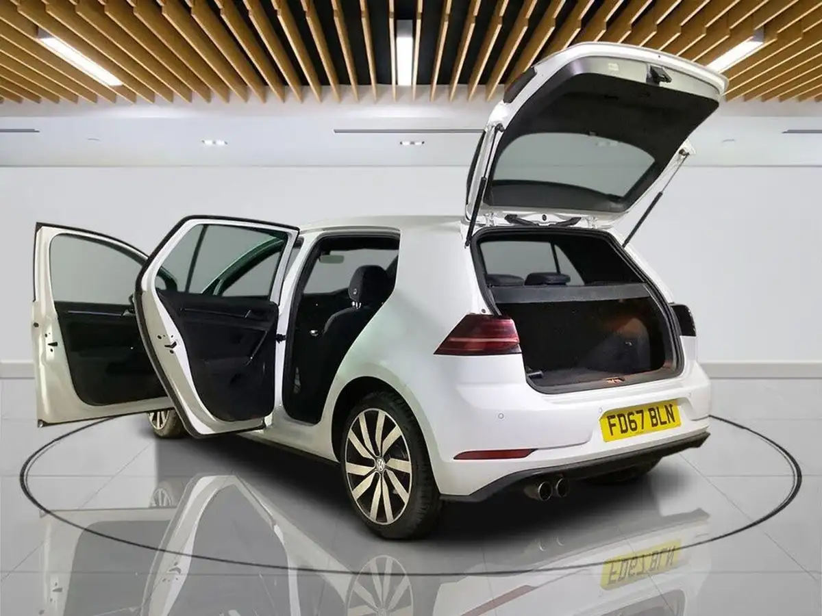 2018-volkswagen-golf-14-tsi-gte-advance-big-9