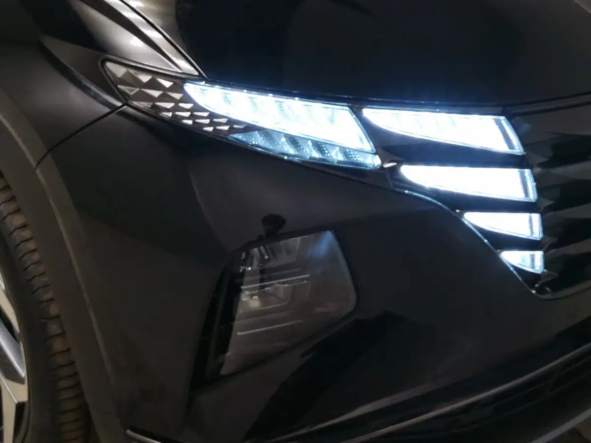 2022-hyundai-tucson-16-t-gdi-premium-230ps-hybrid-auto-big-27