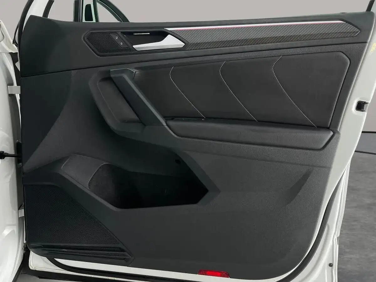 2021-volkswagen-tiguan-15-tsi-r-line-big-44