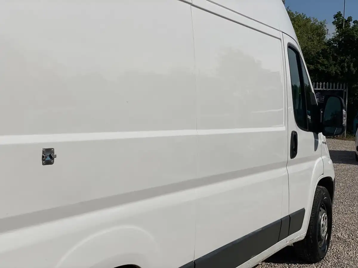 2017-fiat-ducato-20td-35-lh2-panel-big-30