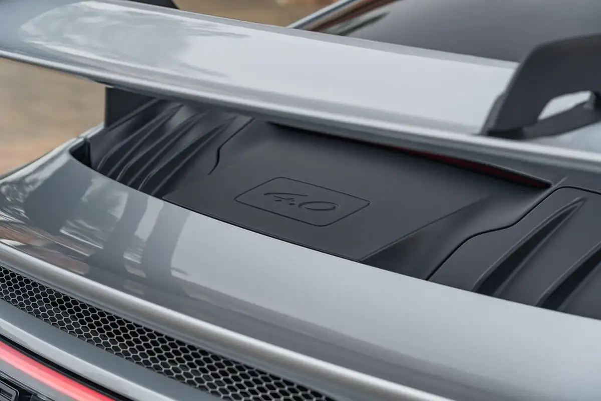 2021-porsche-911-40-gt3-rwd-big-21