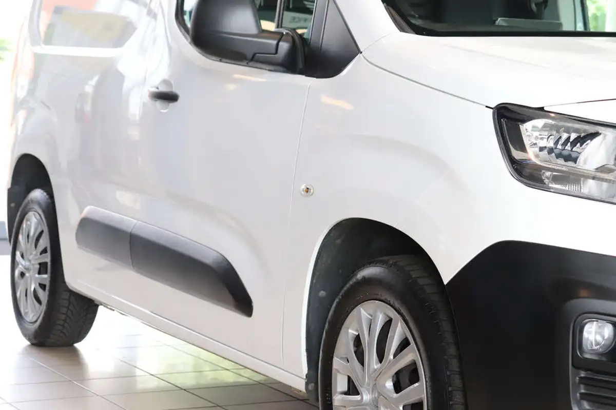 2020-citroen-berlingo-15bluehdi-1000-enterprise-100pseu6dt-e-ss-panel-big-50