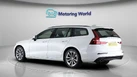 2020-volvo-v60-20-b3-momentum-small-5