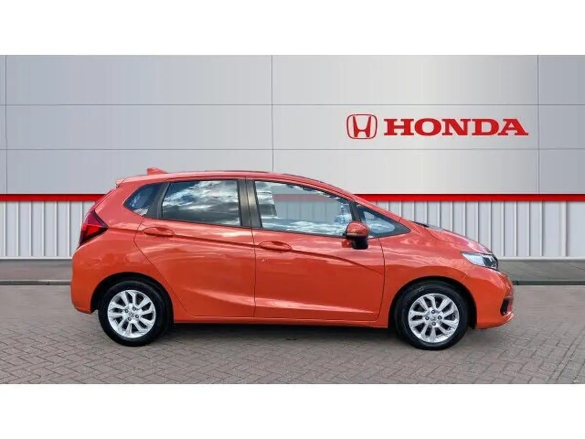 2018-honda-jazz-13-i-vtec-se-big-4