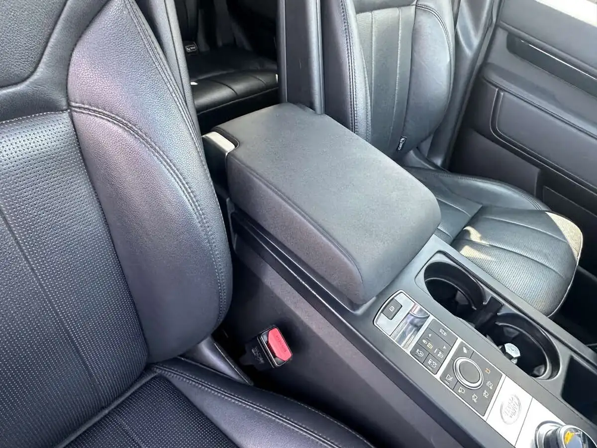2018-land-rover-discovery-20sd4-se-240ps-awd-station-wagon-5d-auto-big-47