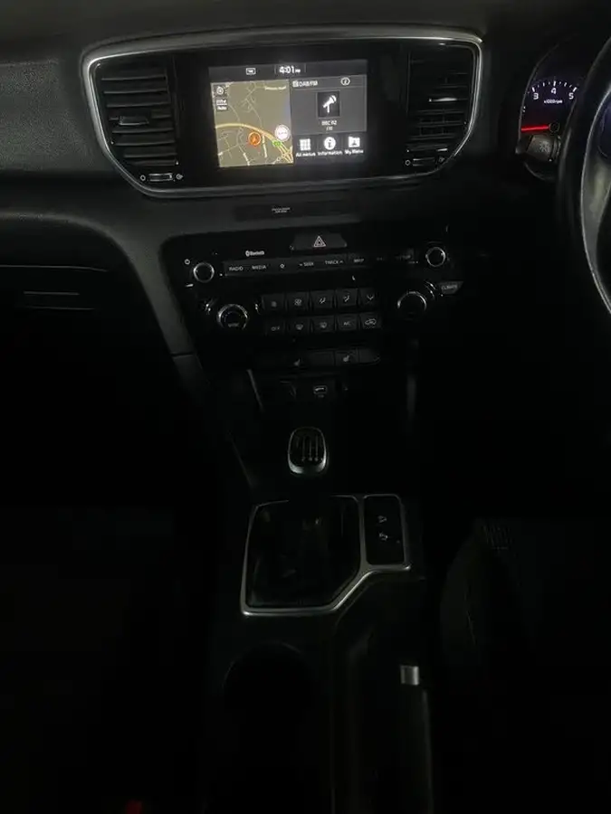 2019-kia-sportage-16-gdi-2-big-25