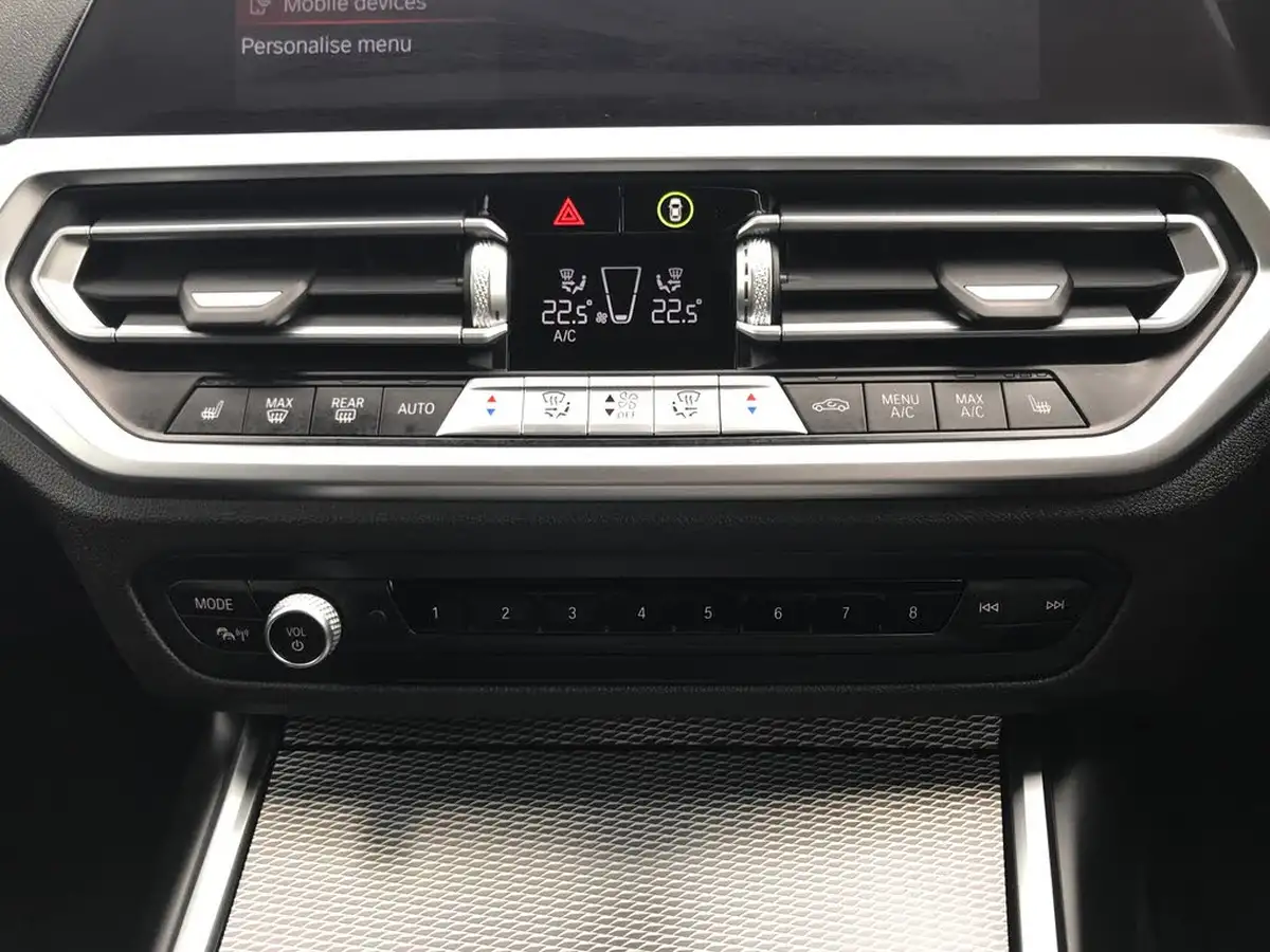 2021-bmw-3-series-20-320i-m-sport-saloon-4d-big-16