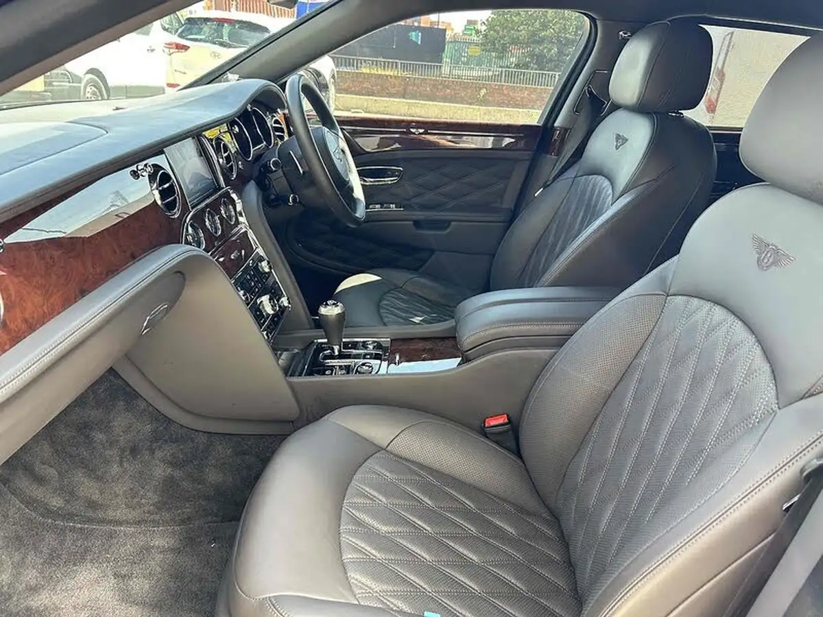 2016-bentley-mulsanne-675-speed-big-13
