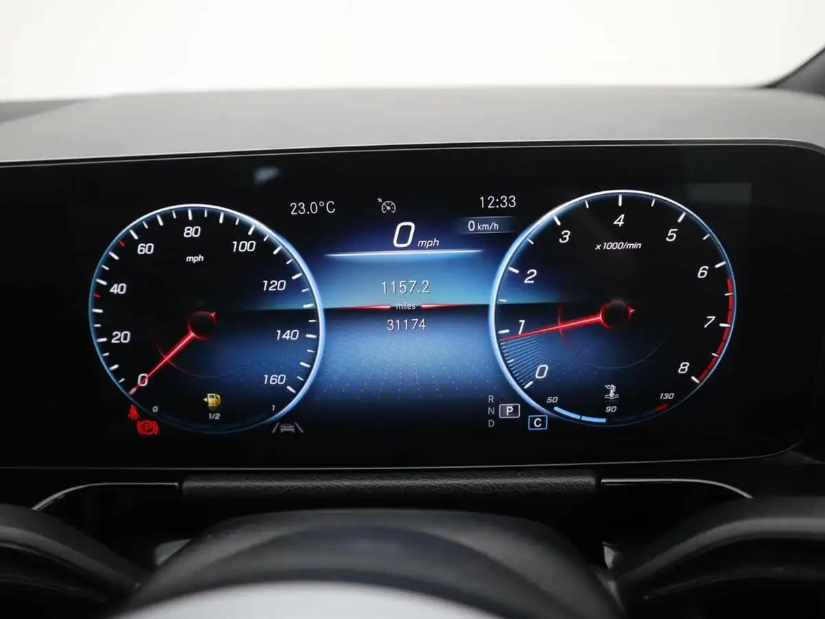 2021-mercedes-benz-b-class-13-b200-amg-line-premium-big-18