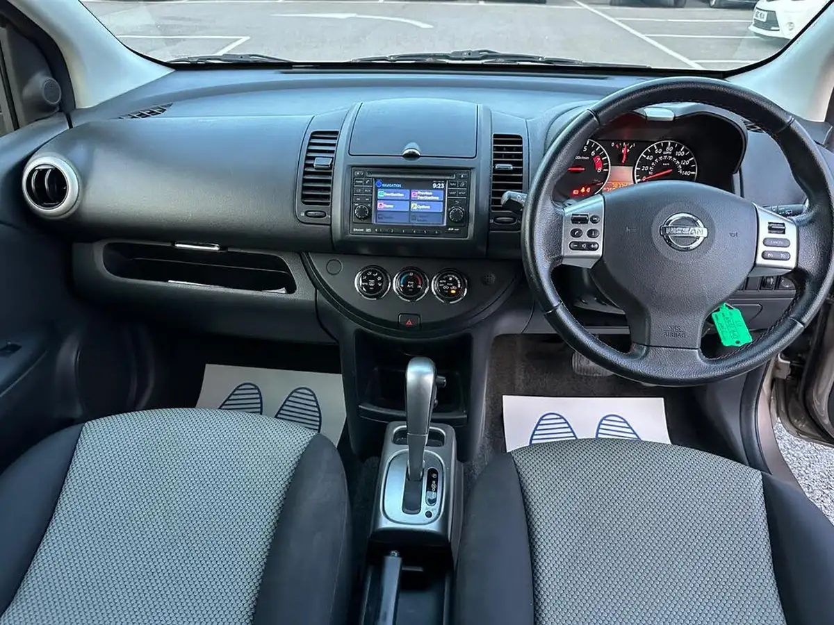 2011-nissan-note-16-n-tec-auto-big-15