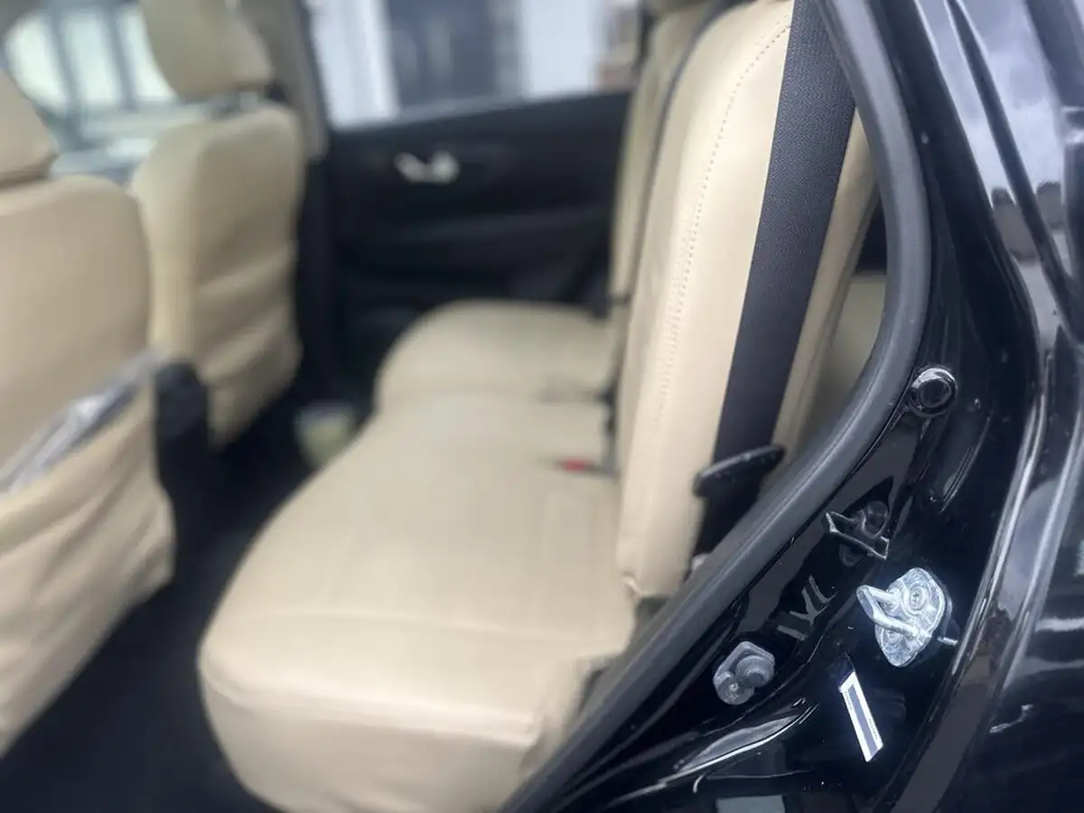 2017-nissan-x-trail-16dci-n-vision-big-29