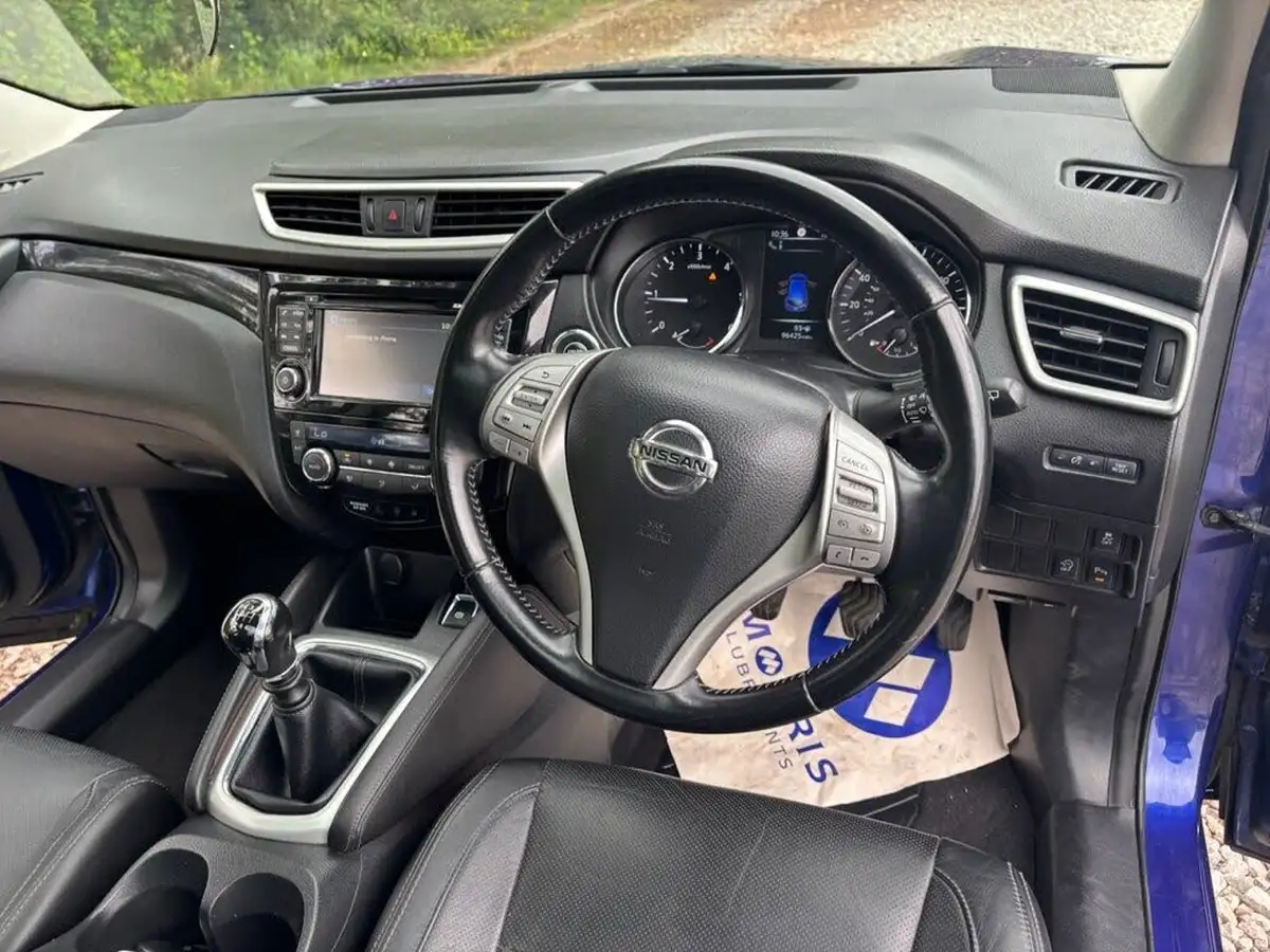 2014-nissan-qashqai-16dci-tekna-big-17
