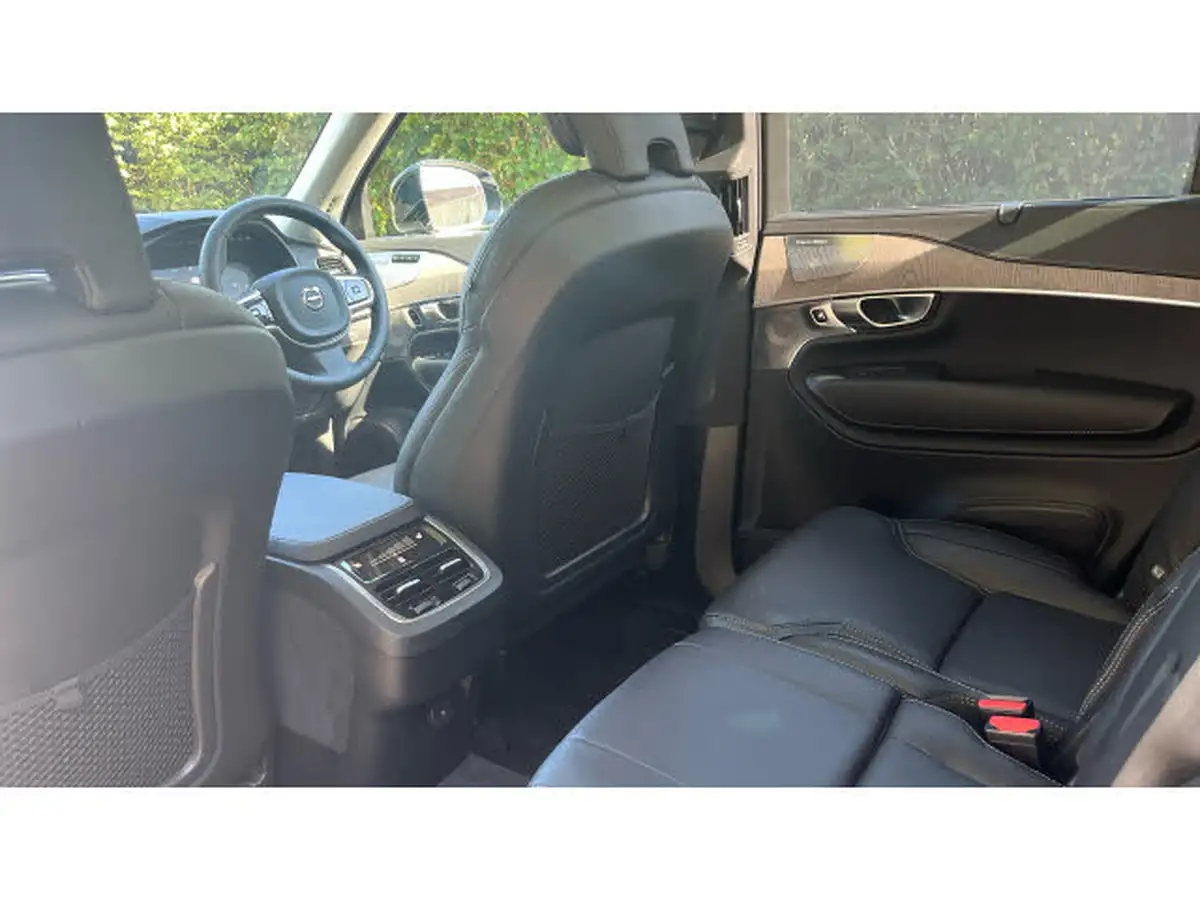 2024-volvo-xc90-20-b6-ultimate-big-32