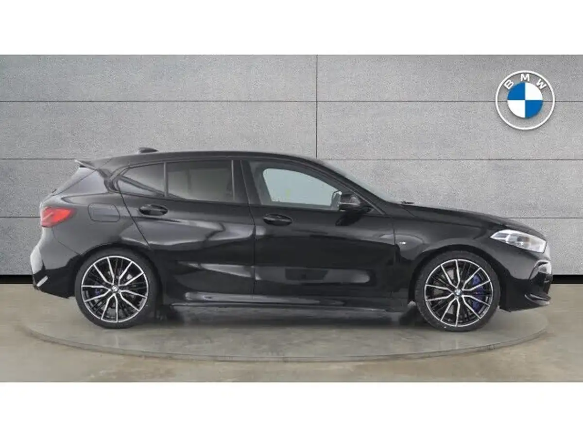 2022-bmw-1-series-20td-120d-m-sport-lcp-big-2