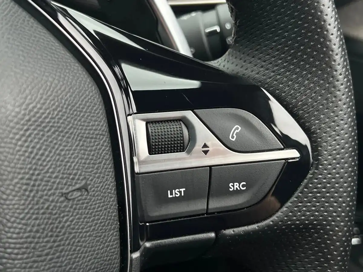 2023-peugeot-5008-suv-12-puretech-gt-130bhp-eat8-big-41
