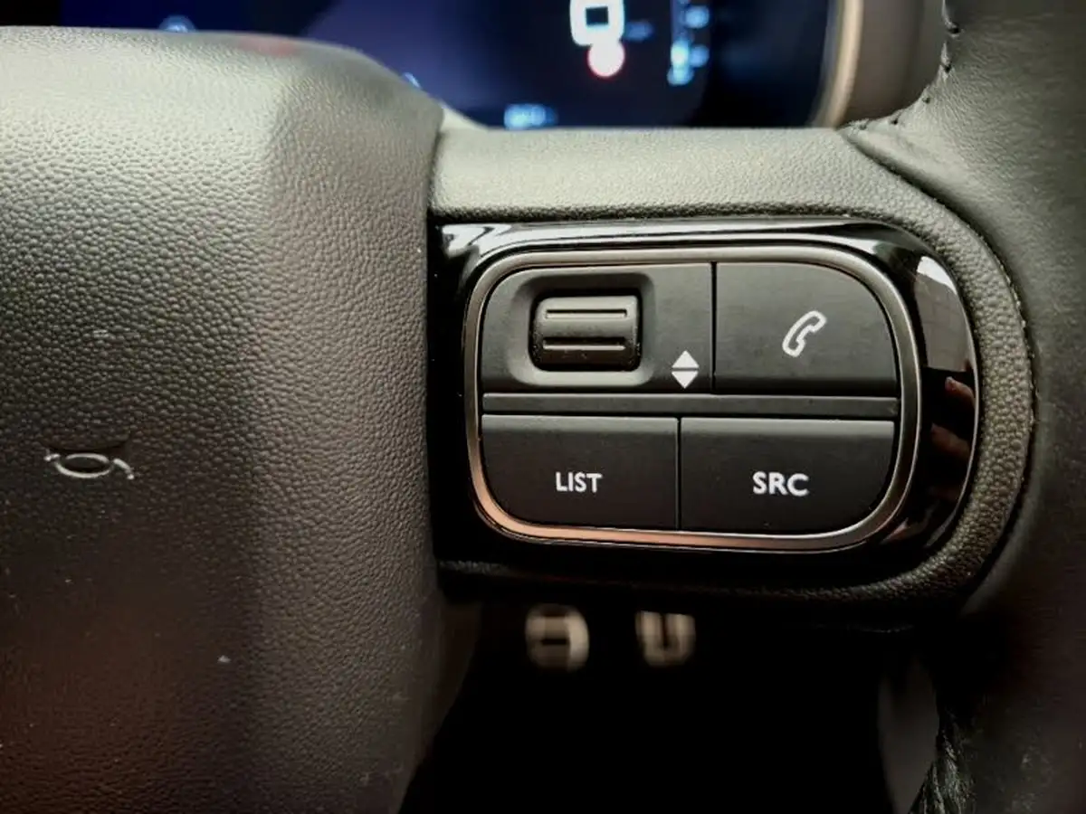 2023-citroen-c5-aircross-12-puretech-shine-130ps-ss-big-18