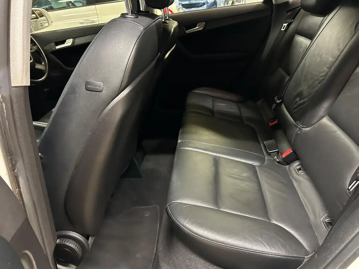 2009-audi-a3-16-se-sportback-5d-big-18