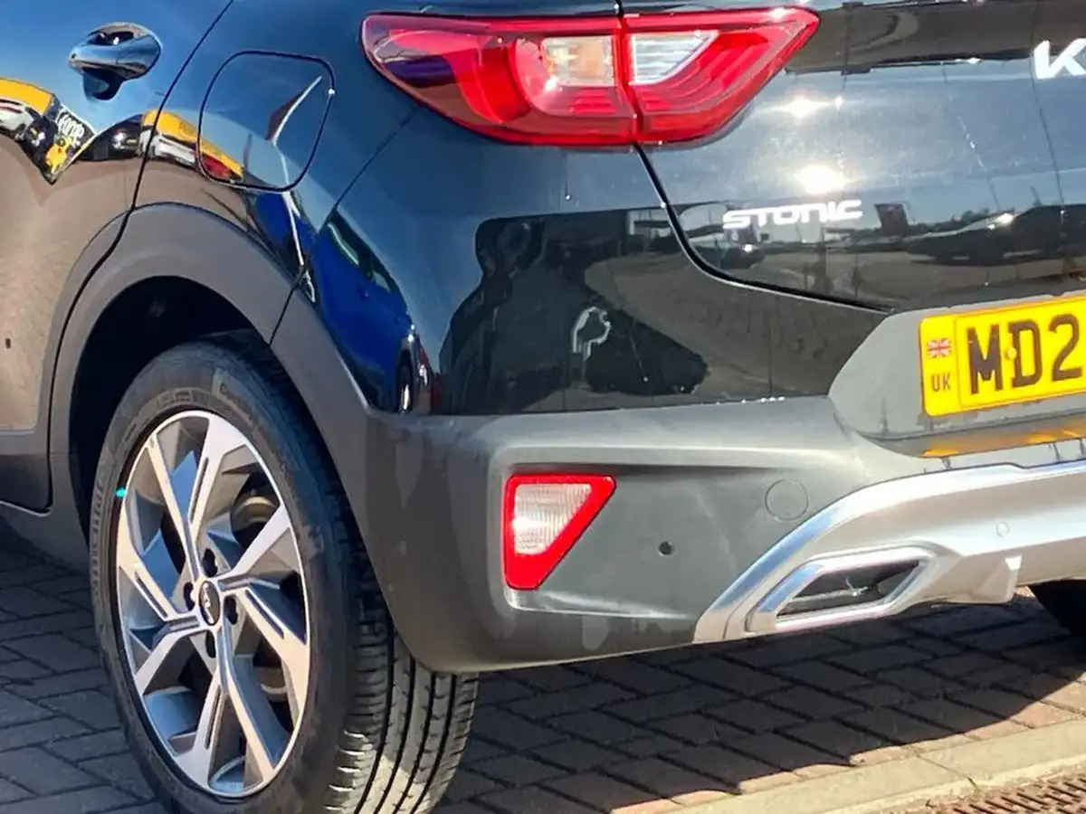 2024-kia-stonic-10-t-gdi-gt-line-s-98bhp-dct-big-25