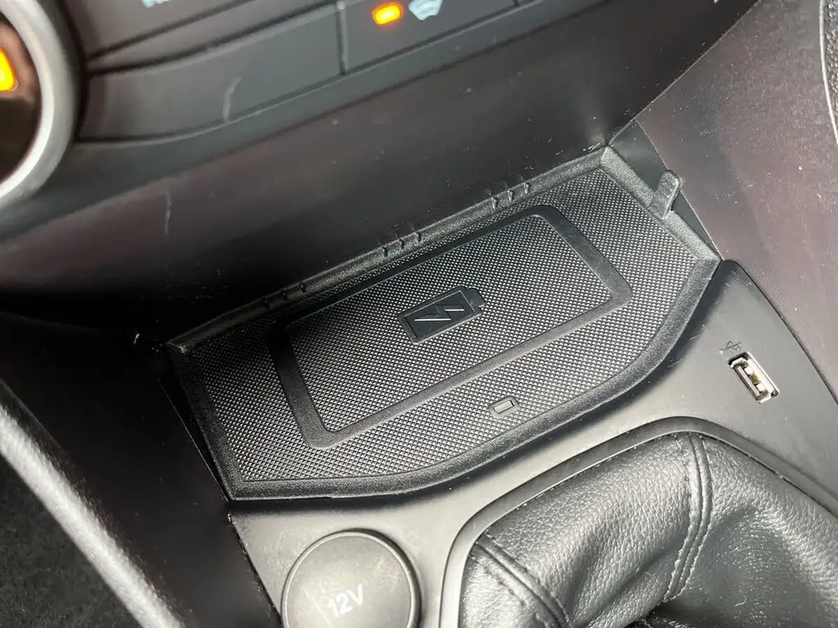 2022-ford-fiesta-10t-trend-100ps-5d-big-23
